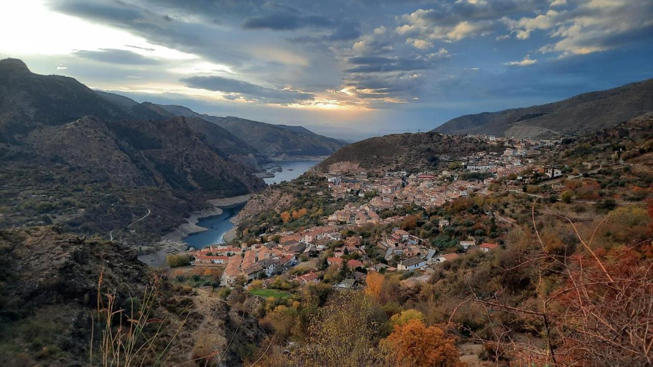 El Hogar De Mercedes Güéjar Sierra Exterior foto